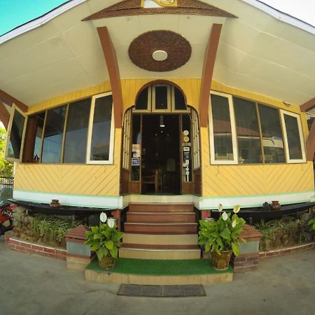 Nanda Wunn Hotel Nyaung Shwe Extérieur photo