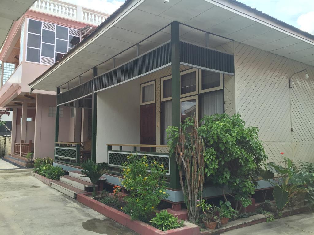 Nanda Wunn Hotel Nyaung Shwe Extérieur photo